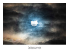 Indlæs billede til gallerivisning Partiel solformørkelse 2022

